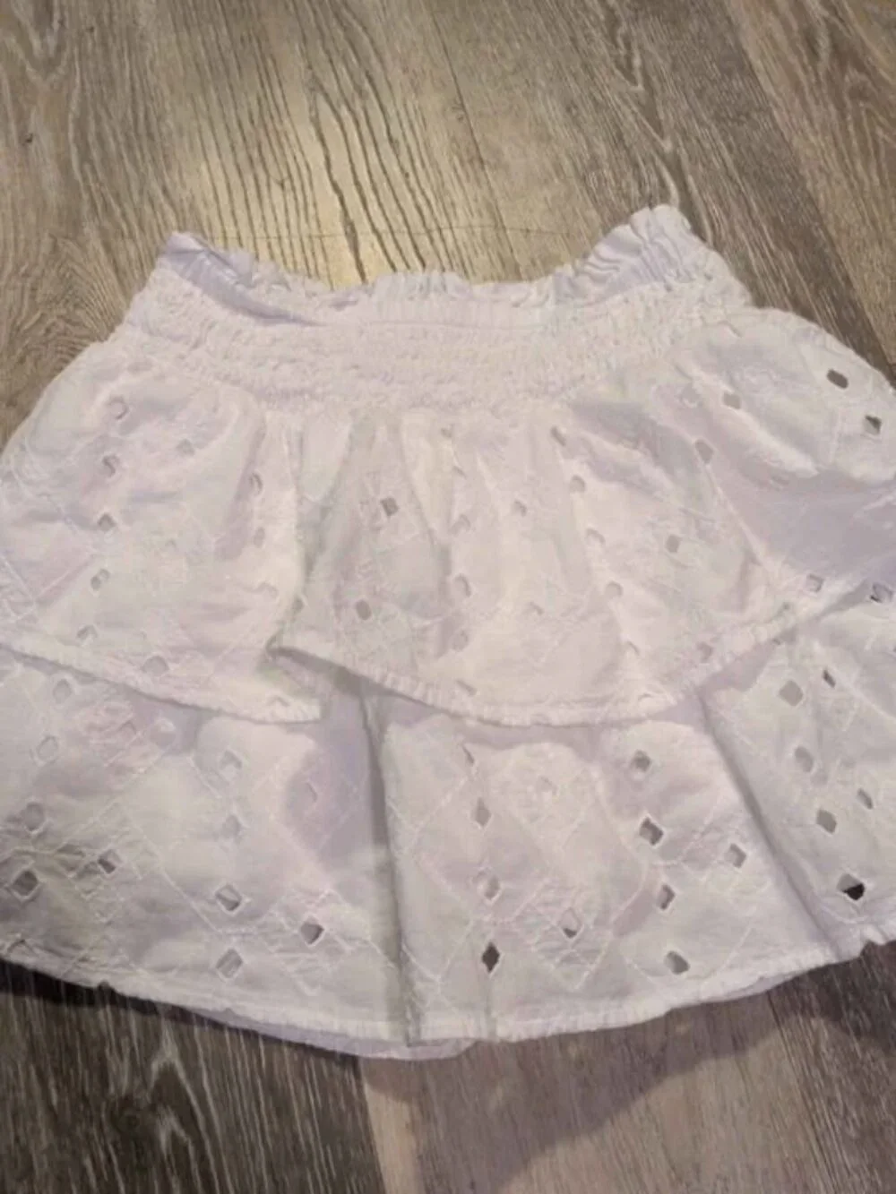 Abercrombie Kids White Eyelet Skort Size 9/10